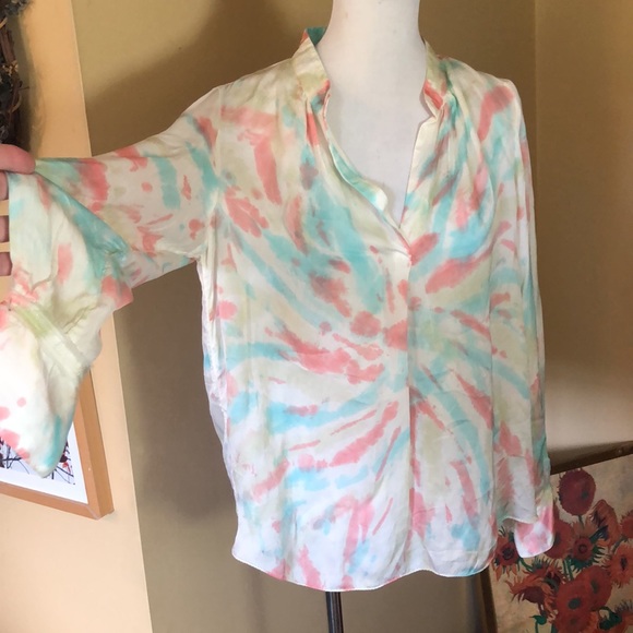ZADIG & VOLTAIRE size Medium Popover Ethereal TieDye Round Hem Soft VNeck $289 - Picture 2 of 13